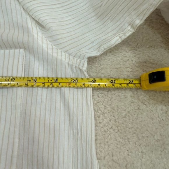 Club Monaco shirt Women button Down lightweight Pockets Cotton Size SP - Picture 8 of 9